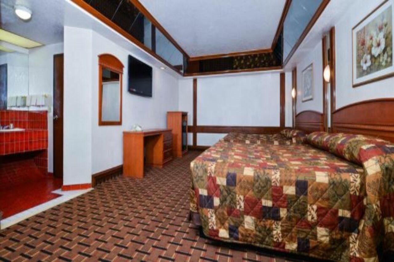 Americas Best Value Inn & Suites Los Angeles Downtown Sw Ngoại thất bức ảnh