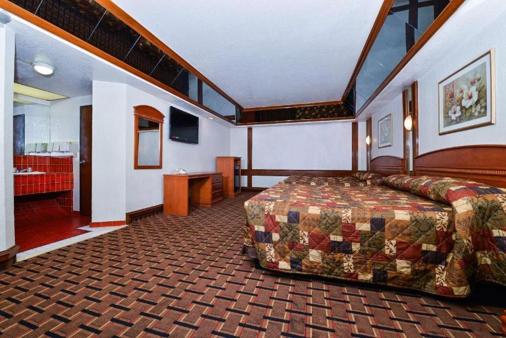 Americas Best Value Inn & Suites Los Angeles Downtown Sw Ngoại thất bức ảnh